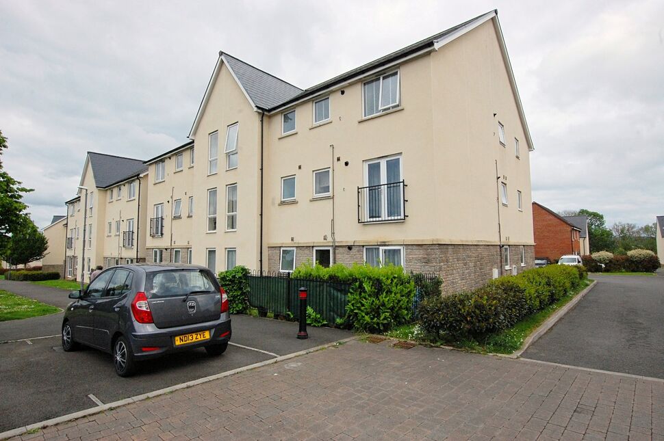 Main image of 1 bedroom  Flat for sale, Greenfield Road, Keynsham, Bristol, BS31
