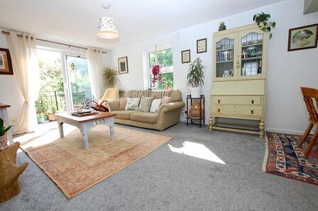 2 bedroom  Flat for sale