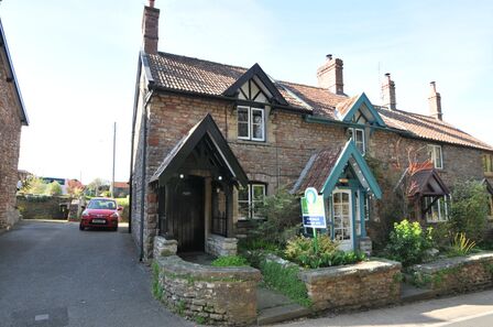 3 bedroom End Terrace House for sale