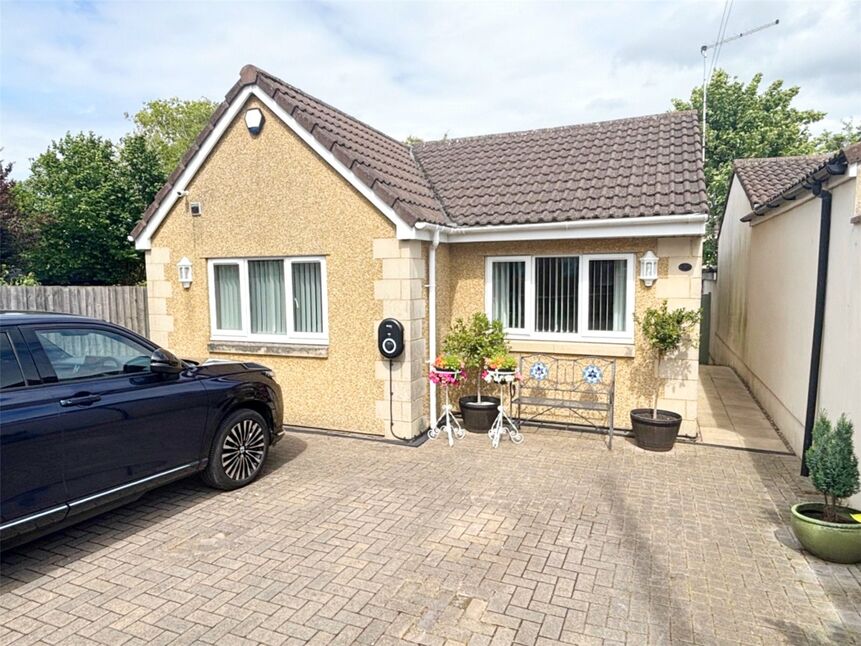 Main image of 2 bedroom Detached Bungalow for sale, Kelston Road, Keynsham, Bristol, BS31