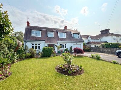 Bath Road, 4 bedroom Detached House for sale, £725,000