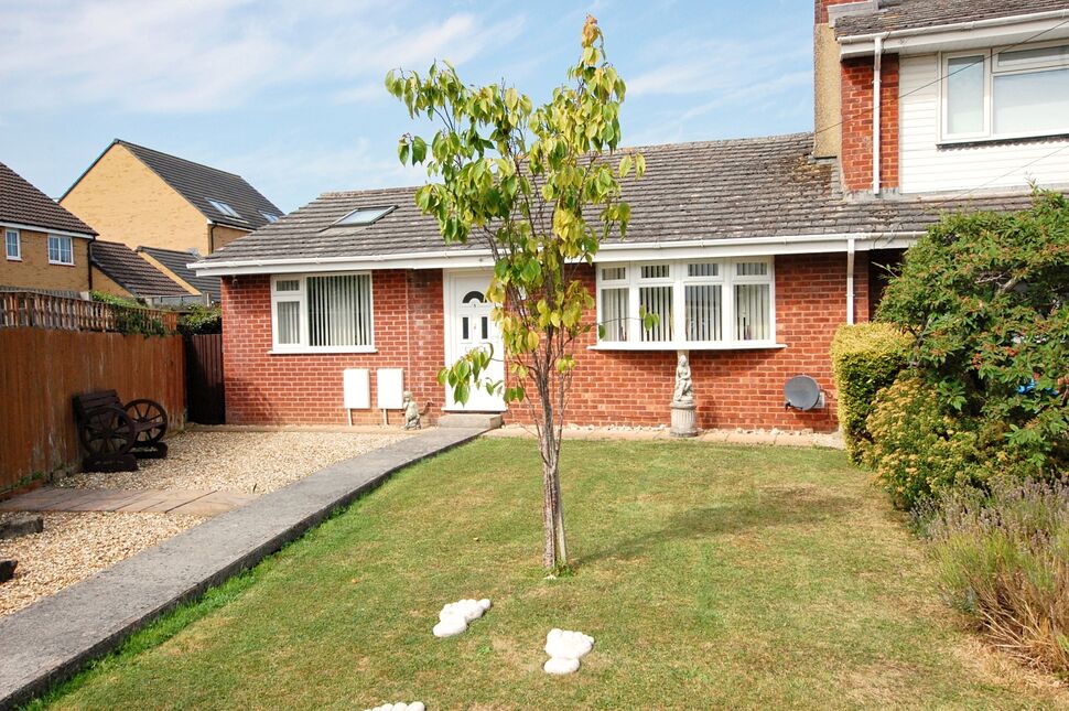 Main image of 2 bedroom End Terrace Bungalow for sale, May Tree Walk, Keynsham, Bristol, BS31