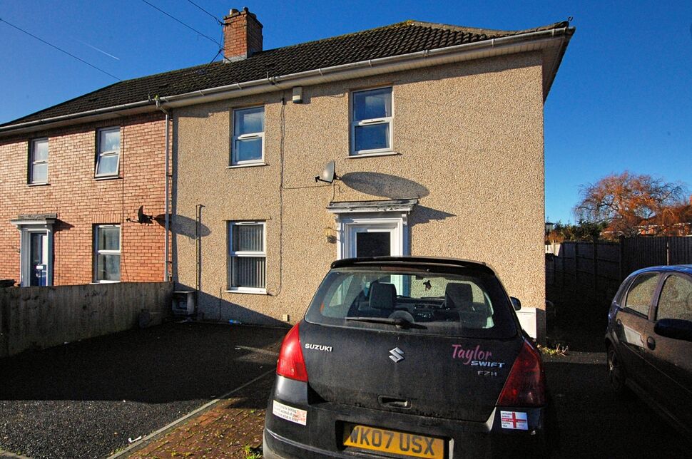 Main image of 3 bedroom Flat for sale, Harewood Road, Bristol, BS5