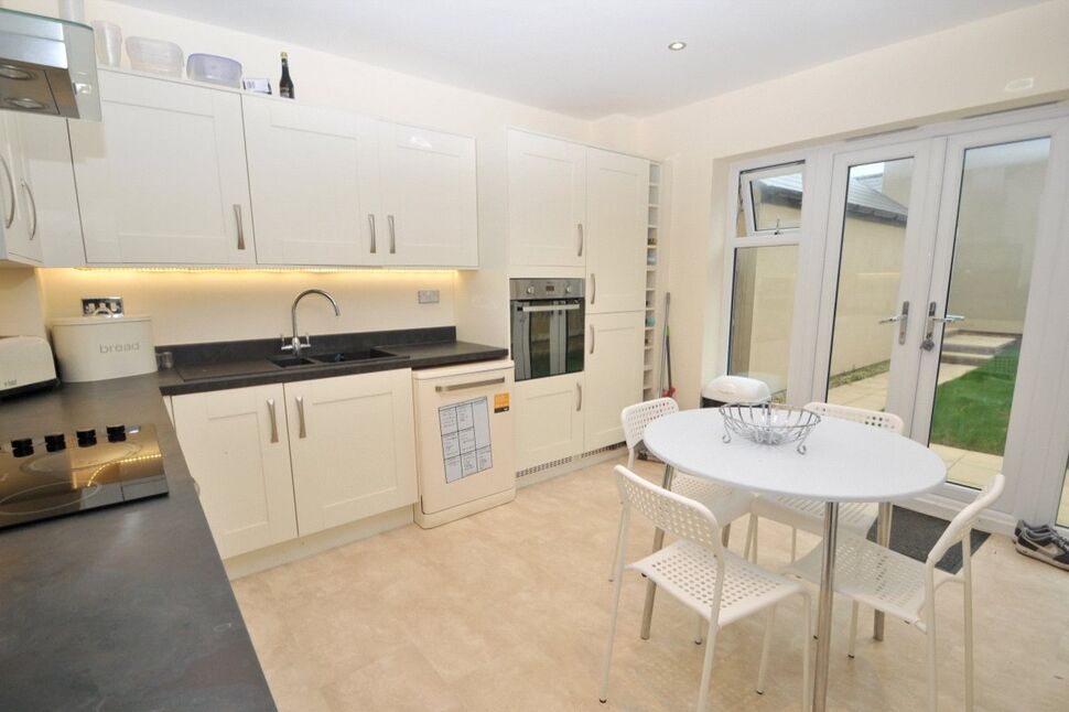 Kitchen / Breakfast Room