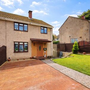 Waterbridge Road, 3 bedroom Semi Detached House for sale, &pound;300,000