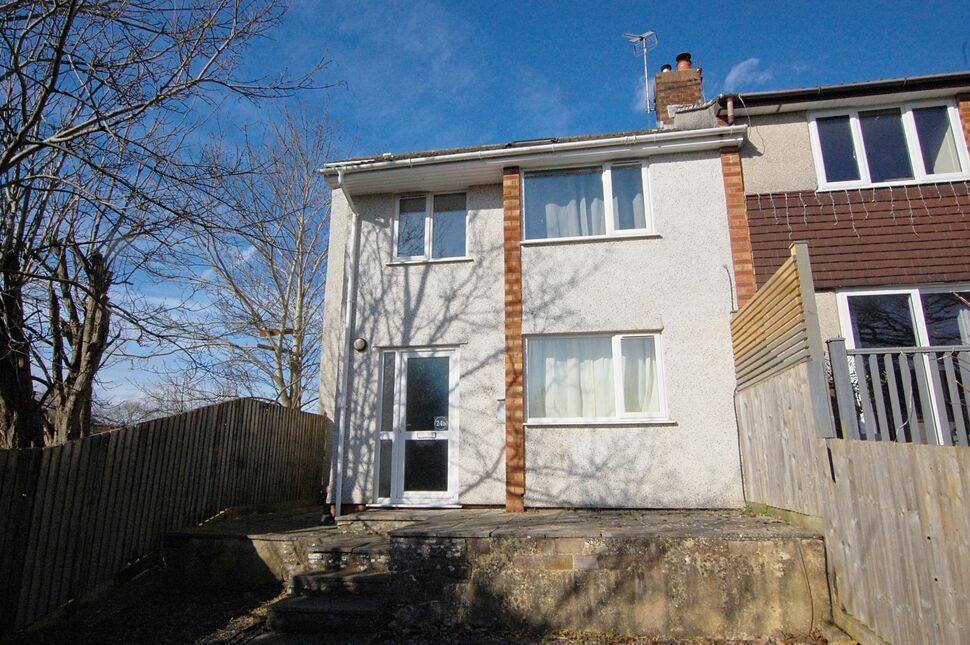 Main image of 3 bedroom Flat for sale, Fairway Close, Oldland Common, Bristol, BS30