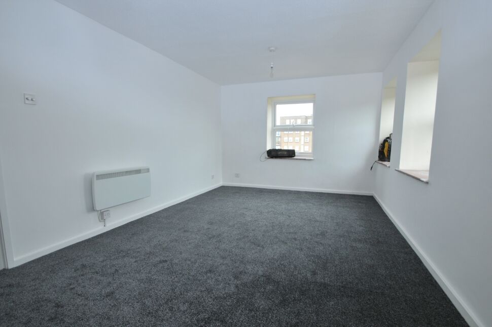 Lounge / Dining Room