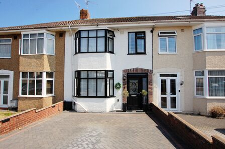 Ridgeway Lane, 3 bedroom Mid Terrace House for sale, &pound;375,000