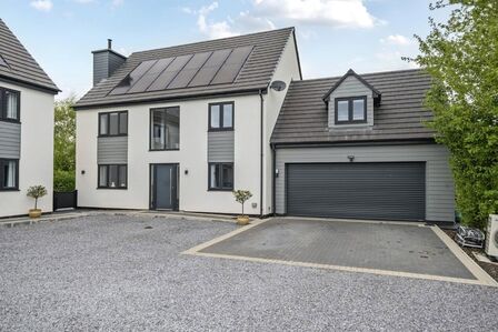 Pudding Pie Lane, 5 bedroom Detached House to rent, &pound;2,595 pcm