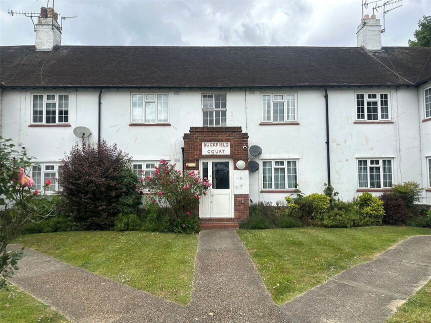 Main image of 2 bedroom Flat to rent, Bathurst Walk, Iver, Buckinghamshire, SL0
