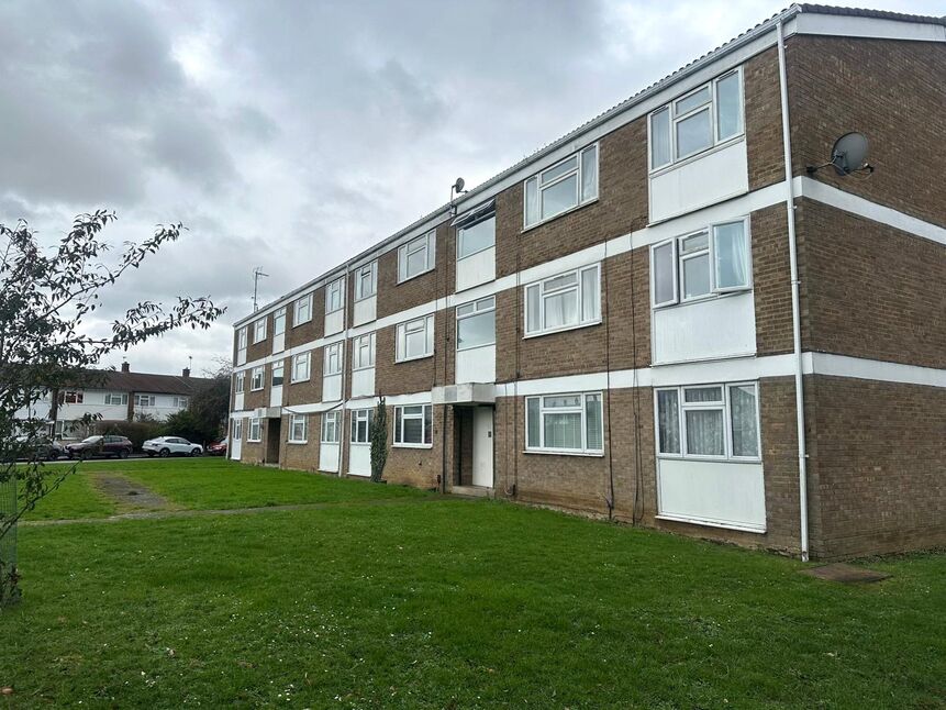 Main image of 2 bedroom Flat for sale, Eden Close, Slough, Berkshire, SL3