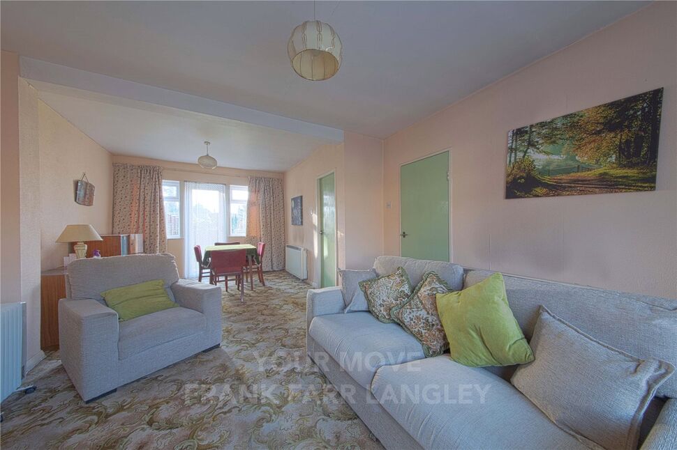 3 bedroom Semi Detached House for sale, Cherry Avenue, Slough, SL3 £