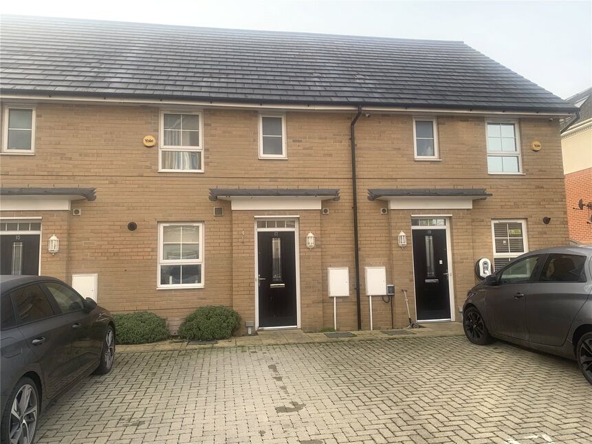 3 bedroom Semi Detached House for sale, Cherry Avenue, Slough, SL3 £