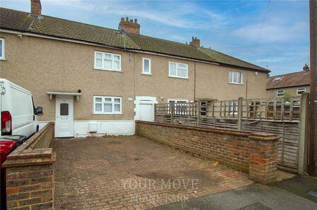 Mead Walk, 2 bedroom Mid Terrace House for sale, £400,000