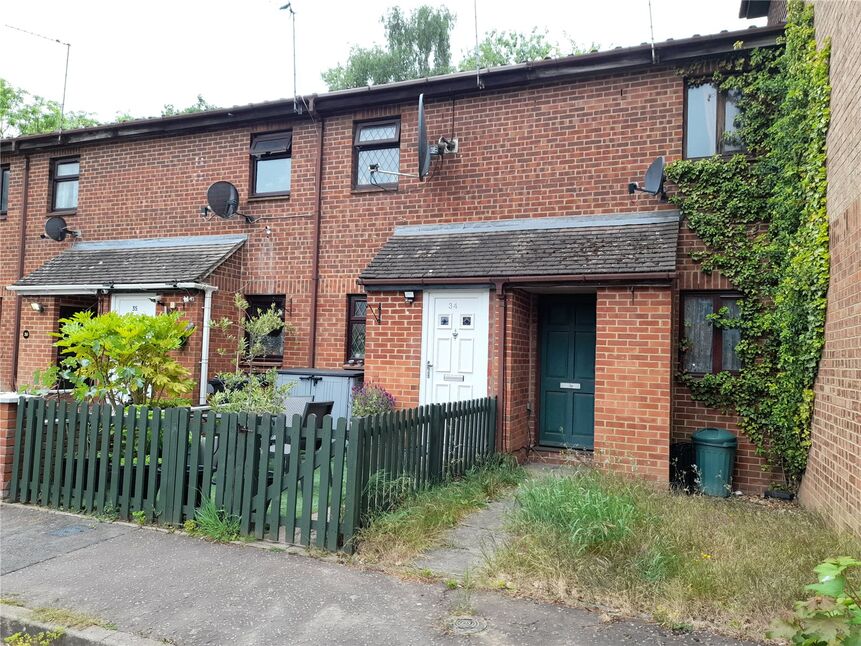 1 bedroom Mid Terrace House for sale
