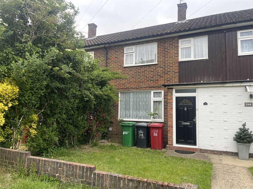 Main image of 3 bedroom Mid Terrace House to rent, Randolph Road, Slough, Berkshire, SL3