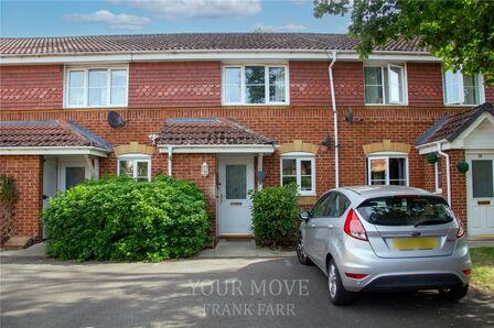 2 bedroom Mid Terrace House for sale