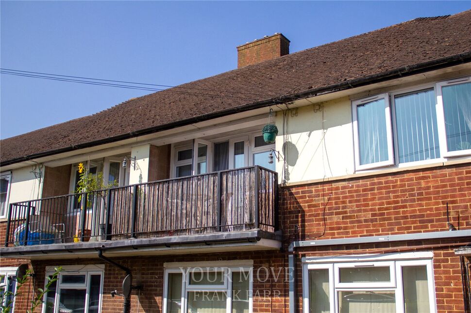 Main image of 1 bedroom  Flat for sale, Churchill Road, Slough, Berkshire, SL3