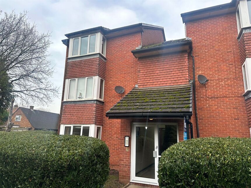 Main image of Flat for sale, Mead Avenue, Slough, Berkshire, SL3