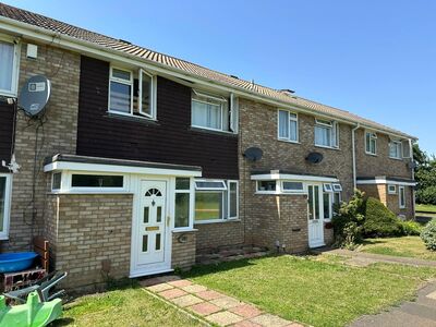 3 bedroom Mid Terrace House for sale