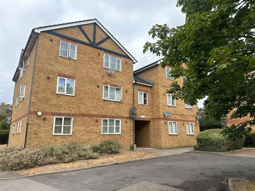 Main image of 1 bedroom Flat to rent, Maplin Park, Slough, Berkshire, SL3
