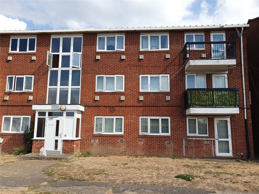 Main image of 2 bedroom Flat for sale, Grampian Way, Slough, Berkshire, SL3