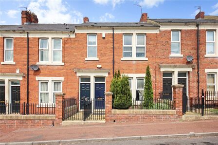 Watt Street, 2 bedroom  Flat to rent, £675 pcm