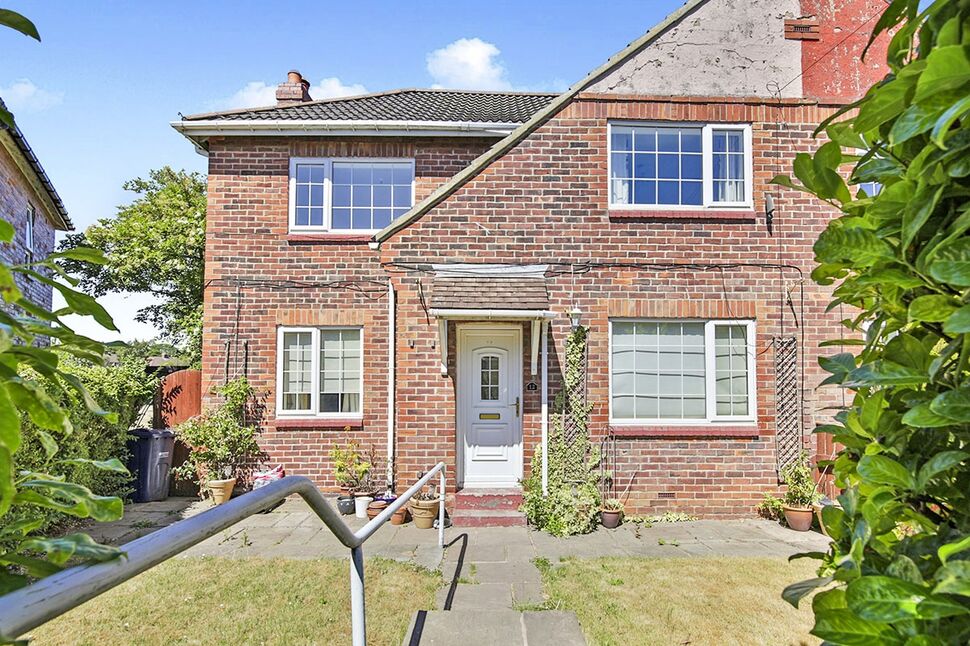 Main image of 3 bedroom Semi Detached House to rent, Parkin Gardens, Felling, Tyne And Wear, NE10