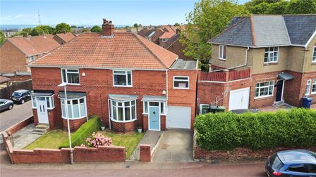 Causeway, 3 bedroom Semi Detached House for sale, £160,000