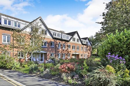 2 bedroom  Flat for sale