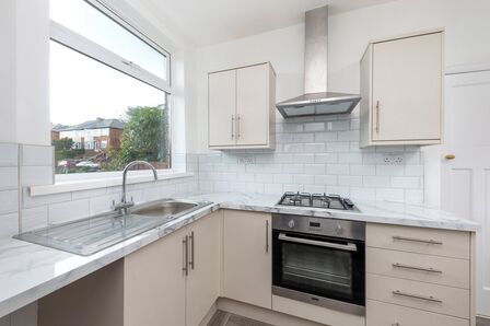2 bedroom  Flat to rent