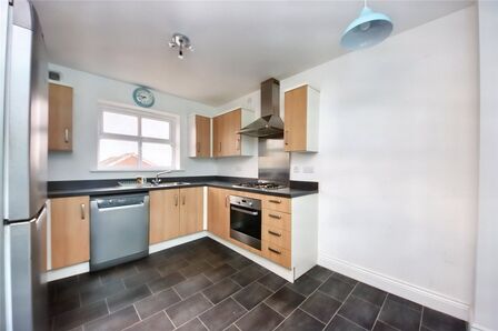 Sunderland Road, 5 bedroom End Terrace House to rent, £1,000 pcm