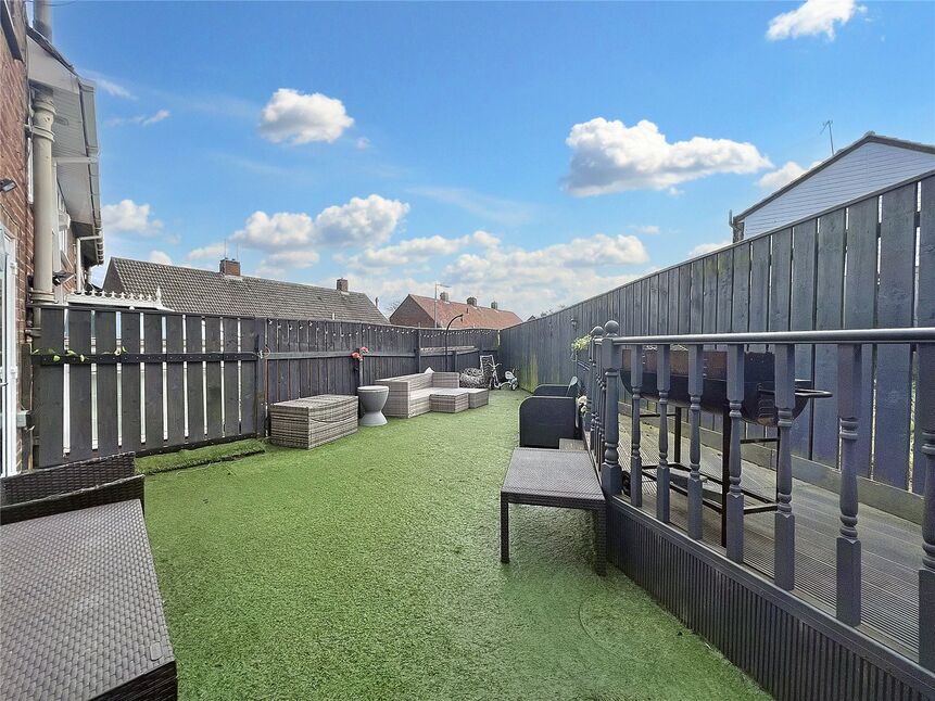 3 bedroom End Terrace House for sale, Monkton, Leam Lane, NE10 £130,000