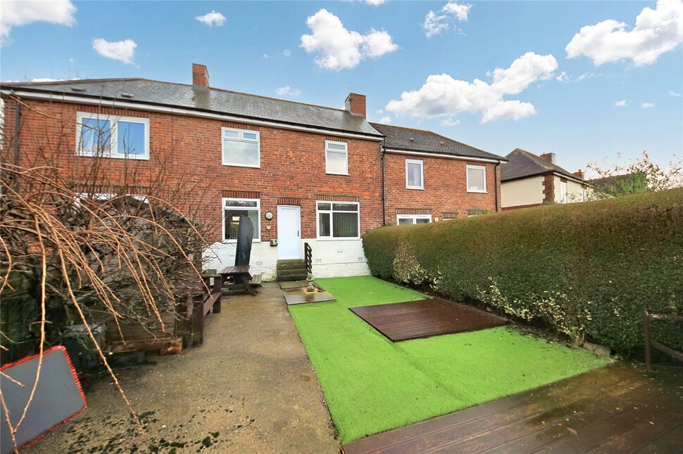 2 bedroom Mid Terrace House for sale, Cowen Gardens, Low Fell, NE9 £
