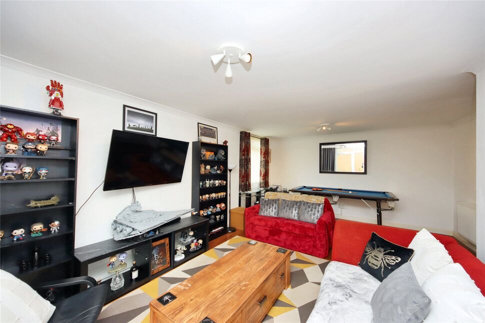 3 bedroom Semi Detached House for sale, Whinlaw, Beacon Lough East, NE9