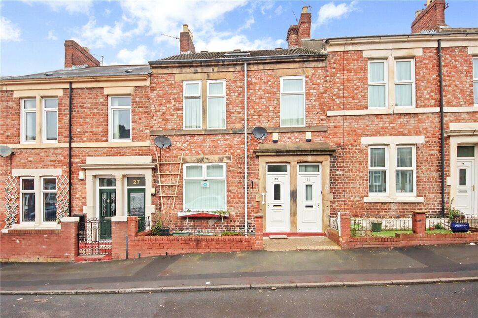 Main image of 2 bedroom Flat for sale, Northbourne Street, Gateshead, NE8