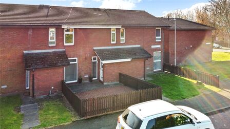 3 bedroom Mid Terrace House for sale