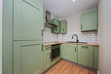 1 bedroom  Flat for sale