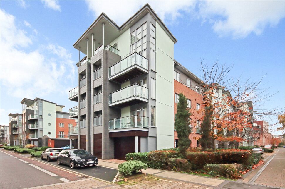 Main image of 2 bedroom  Flat for sale, Colombo Square, Worsdell Drive, Gateshead, NE8