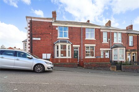 Saltwell Street, 2 bedroom End Terrace House for sale, £120,000