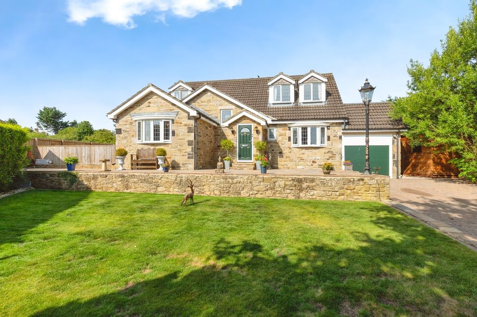 Main image of 3 bedroom Detached House for sale, Streetgate Park, Sunniside, NE16
