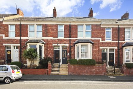 Windsor Avenue, 2 bedroom  Flat to rent, £850 pcm