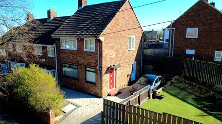 3 bedroom End Terrace House for sale