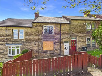 3 bedroom Mid Terrace House for sale