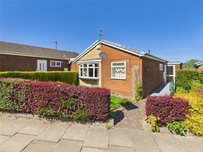 Westfield, 2 bedroom Detached Bungalow for sale, &pound;170,000