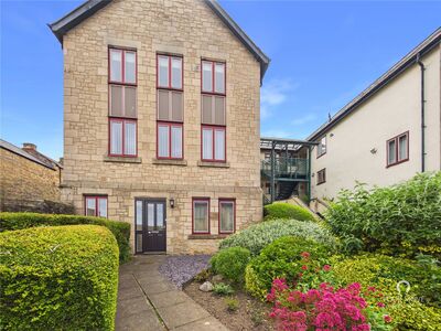 Cheviot Court, 1 bedroom Flat for sale, &pound;75,000