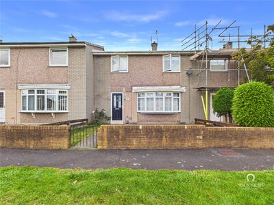 3 bedroom Mid Terrace House to rent