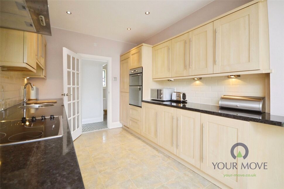 Kitchen / Breakfast Room