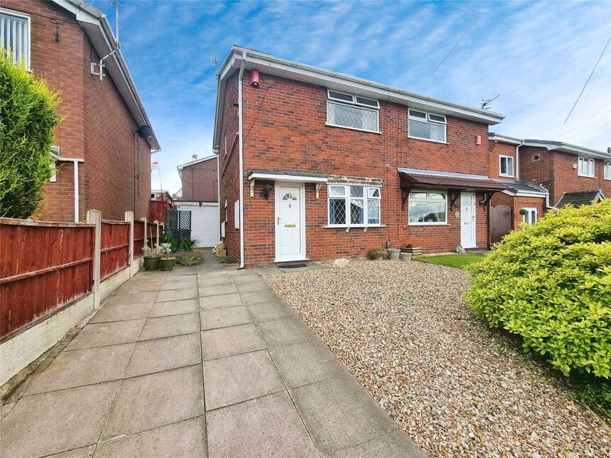 2 bedroom Semi Detached House for sale, Swanland Grove, Meir Hay, ST3