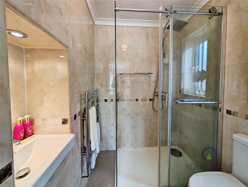 En-Suite Shower / WC